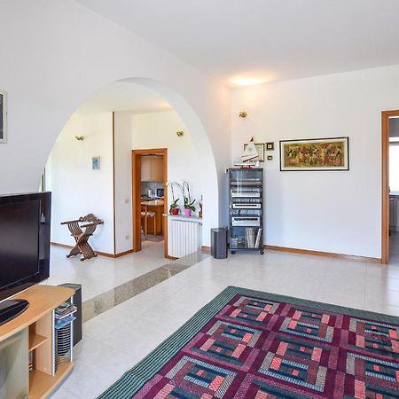 2 Bedroom Cozy Apartment In Γκράντο Εξωτερικό φωτογραφία